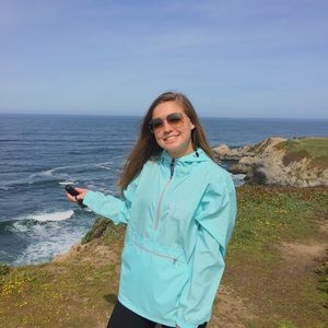 Meet your Posher, Julia